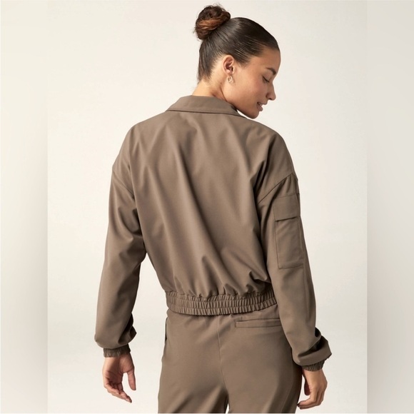 BEYOND YOGA STATUS POCKET JACKET SIZE XL MUSHROOM BROWN LIKE NEW - Picture 2 of 13